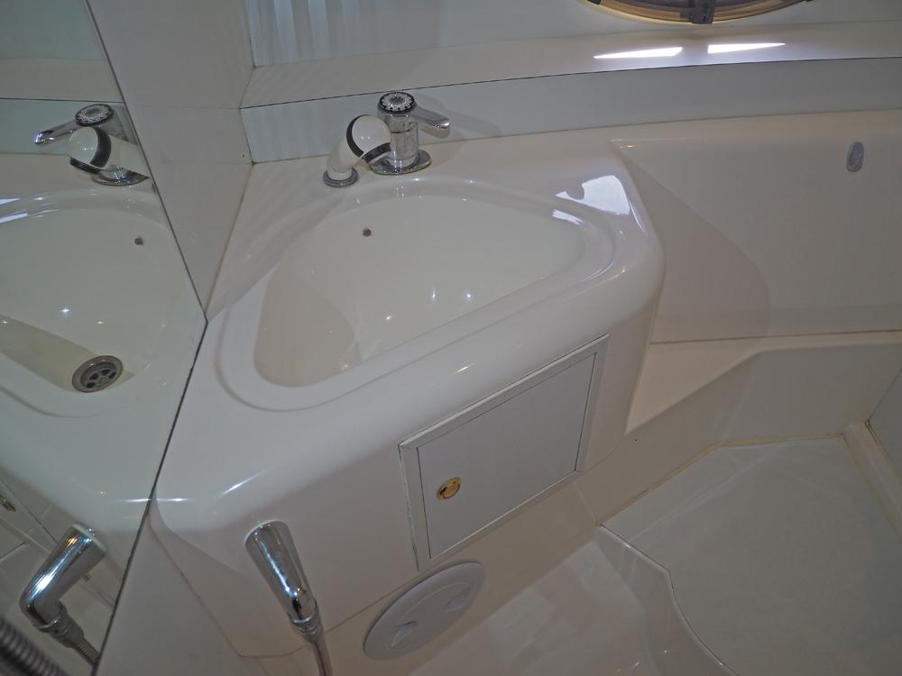 Fore ship, Accommodation